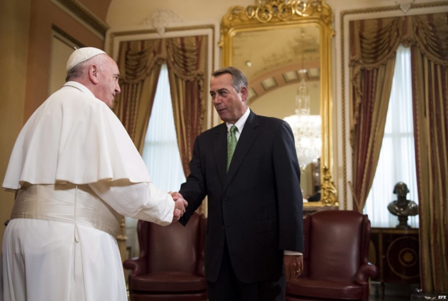 Líder del Congreso de EEUU anuncia renuncia y revela su momento más emotivo con el Papa