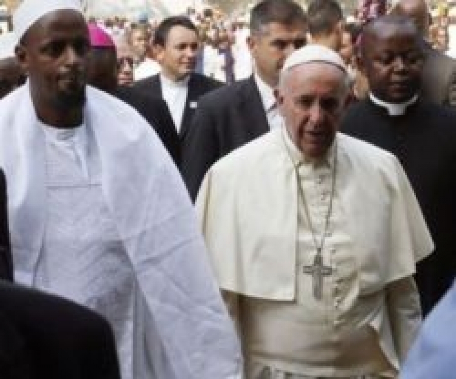 El imán de Bangui: 'No podrán destruir las relaciones entre cristianos y musulmanes'