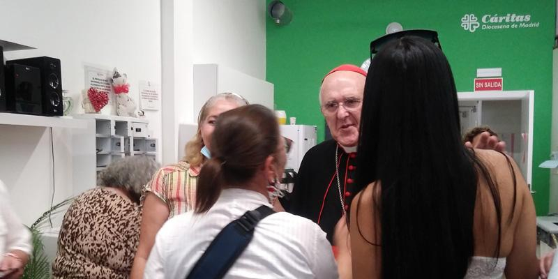 Cardenal Osoro a las mujeres del centro de día Concepción Jerónima: «Lo importante es que no sufráis»