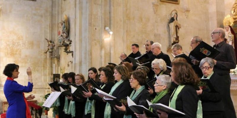 La Coral Reinado suspende el concierto que iba a ofrecer en San Manuel y San Benito