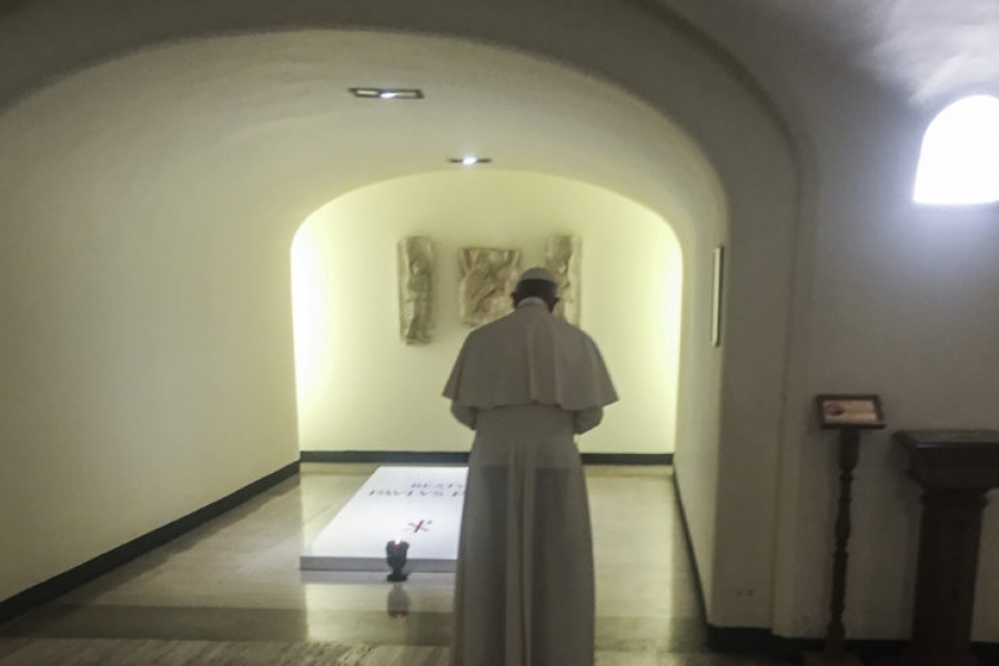 El Papa llama a la «acción concreta» para el desarrollo integral del hombre