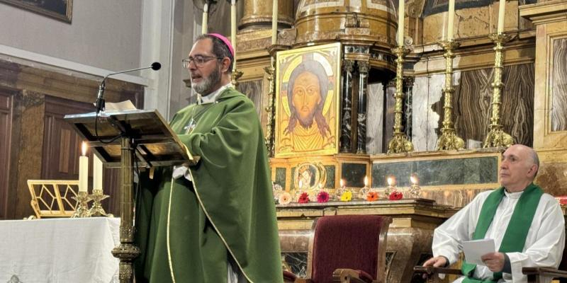 Monseñor Vicente Martín, en la Eucaristía &#039;Morir de Esperanza&#039; organizada por Sant&#039;Egidio: «Cristo está con quienes ensanchan el corazón para acoger y acompañar a las personas migrantes»