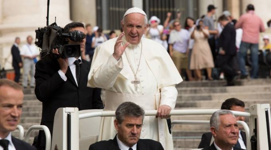 Papa Francisco lanza un fuerte llamamiento a orar por la paz en Oriente Medio