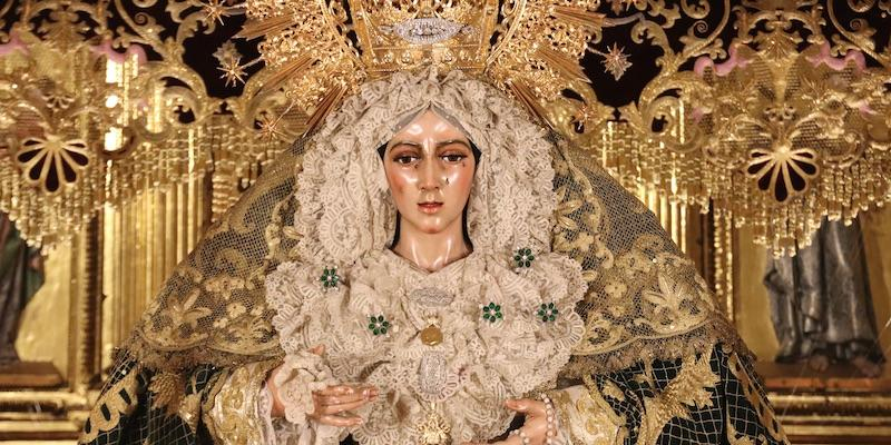 La colegiata recupera la Misa mensual con los ni&ntilde;os de la Hermandad del Gran Poder y Esperanza Macarena