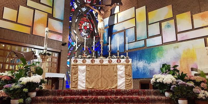 El vicario episcopal de la VI preside en San Leopoldo una Misa solemne en honor a su titular