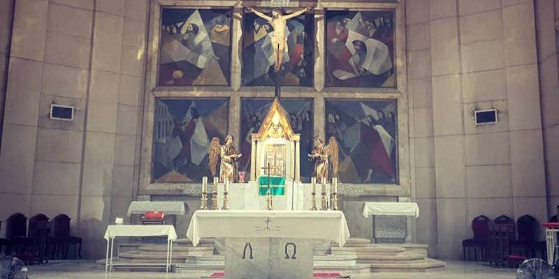 Sant&iacute;simo Cristo de la Victoria recibe la visita pastoral de monse&ntilde;or Santos Montoya