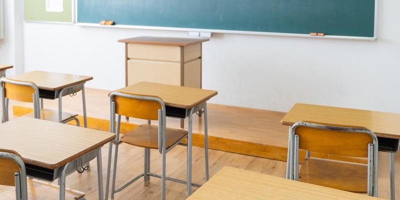 El padre Ángel Camino preside el acto de fundación de la nueva Mesa de Enseñanza de la Vicaría VIII