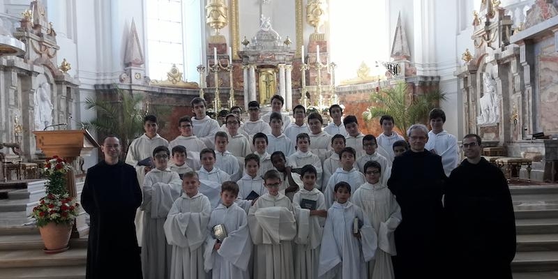 La Escolan&iacute;a del Valle de los Ca&iacute;dos ofreci&oacute; varios conciertos en Alemania