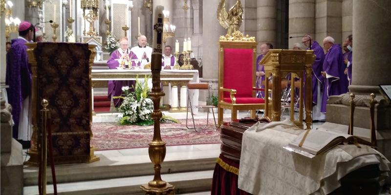 El arzobispo resalta en el funeral de Antonio Astillero su «compromiso intachable al servicio de la Iglesia»