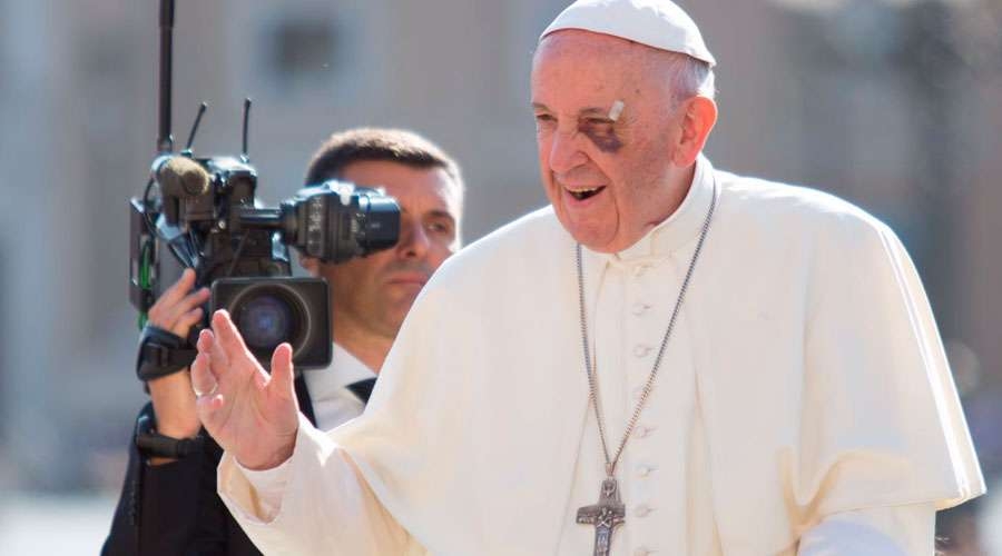 El Papa se emociona con Colombia: Un pueblo con futuro orgulloso de sus hijos