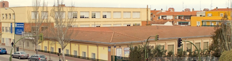 Monseñor Jesús Vidal visita el colegio diocesano María Inmaculada