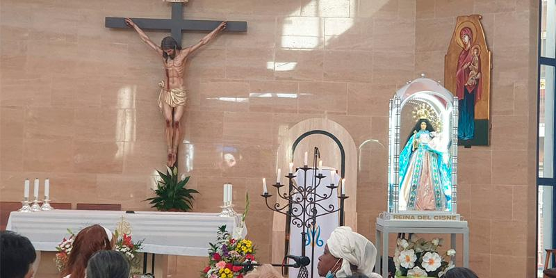 Los ecuatorianos de Loja que se trajeron a Madrid la fe&hellip; y a su Virgen de El Cisne
