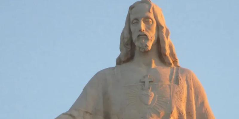 Adoración eucarística en Nuestra Señora del Buen Suceso en honor al Sagrado Corazón de Jesús