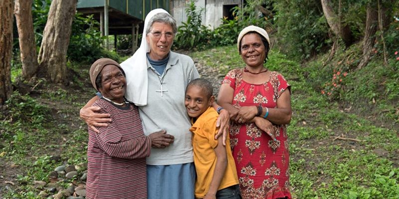 Lorena Jenal, una misionera suiza galardonada por su lucha contra la &laquo;caza de brujas&raquo;