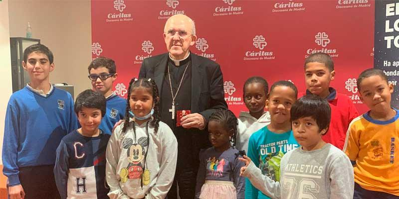 El arzobispo a los niños: «Tenéis el don de hacer mejores a las personas que os rodean»