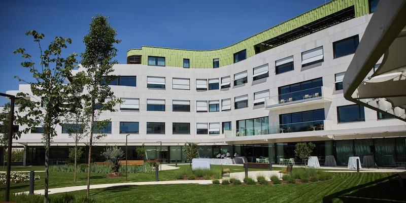 El arzobispo de Madrid inaugura la residencia Montepar&iacute;s Mayores de la Fundaci&oacute;n Tatiana P&eacute;rez de Guzm&aacute;n el Bueno