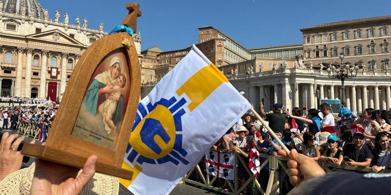 La Vigilia de Pentecostés del Jubileo de los Movimientos en Roma fue «un momento de mucha efusión, de mucha alegría y esperemos que de mucho fruto»