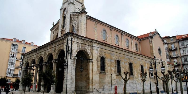 El cardenal imparte una conferencia en el Ateneo de Santander en el 150 aniversario de la parroquia de Santa Luc&iacute;a