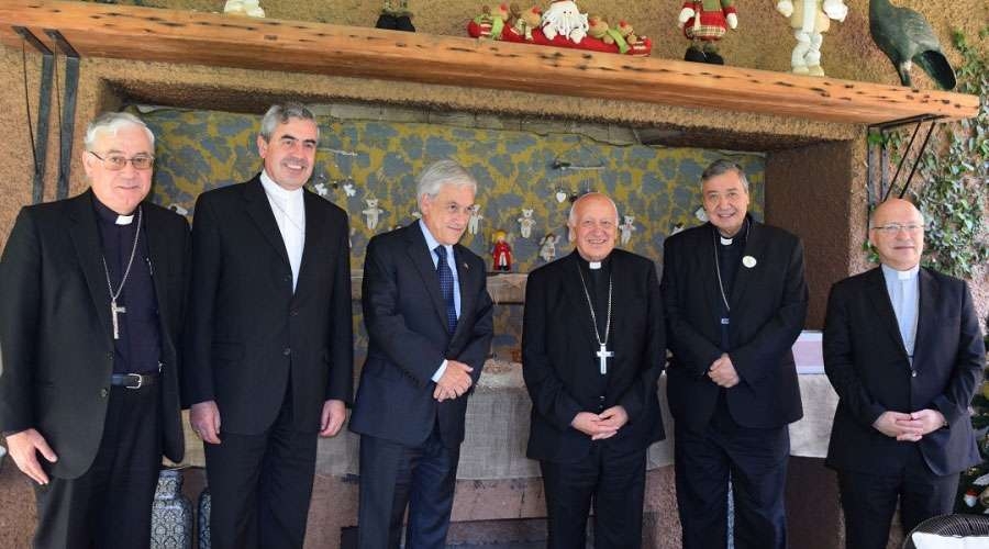 Obispos de Chile alientan a Sebastián Piñera a trabajar por los más postergados