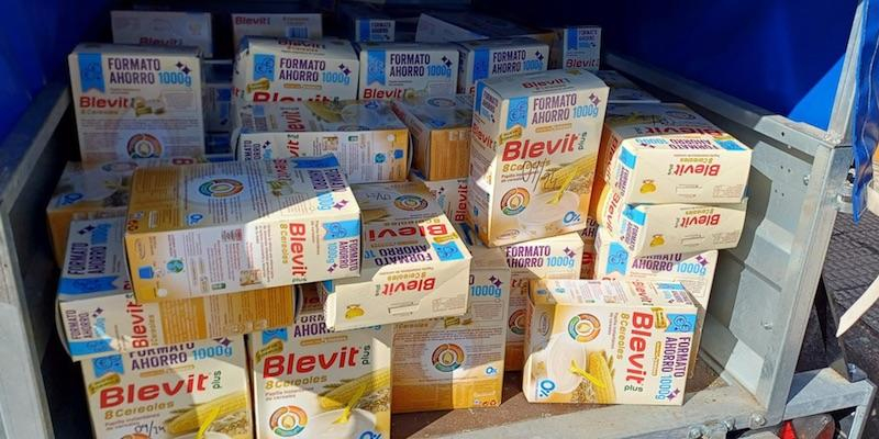 La acción social &#039;El amor del Pobre&#039; entrega alimentos infantiles a SOS/Ayuda-cooperación Guadarrama