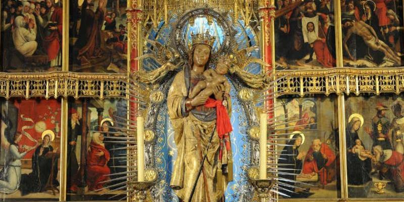 Monse&ntilde;or Jes&uacute;s Vidal preside en la catedral la Misa anual de las v&iacute;rgenes consagradas de Madrid