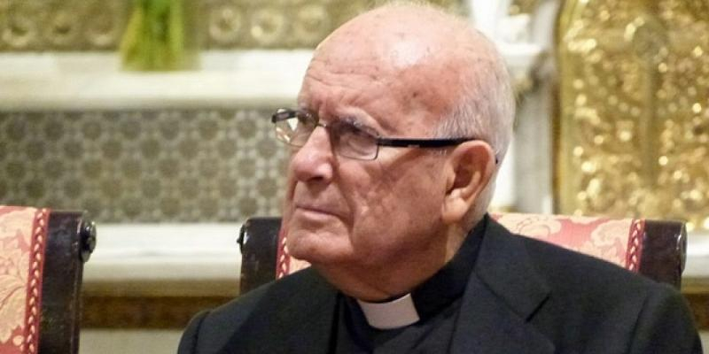 El cardenal Osoro preside en la catedral de la Almudena una Misa funeral por Antonio Astillero