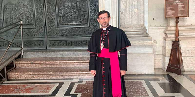 El Papa pide a los nuevos arzobispos que sean como Pedro y Pablo, &laquo;disc&iacute;pulos en el seguimiento y ap&oacute;stoles en el anuncio&raquo;