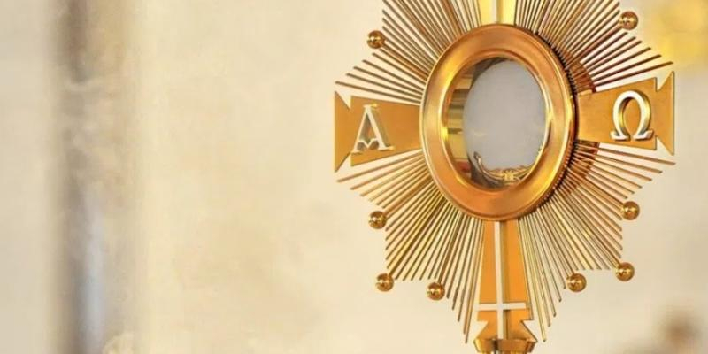 Nuestra Señora de las Nieves se suma a la iniciativa '24 horas para el Señor' con una adoración eucarística