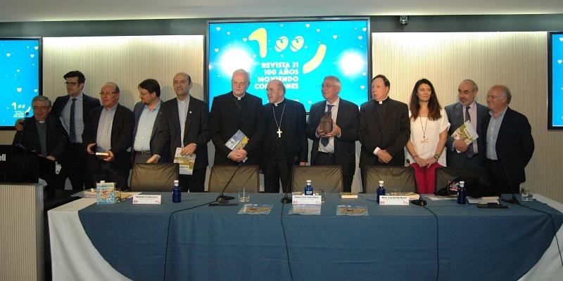 El arzobispo invita a vivir &laquo;desde la hondura que nos da el Evangelio&raquo; en el centenario de la revista '21'