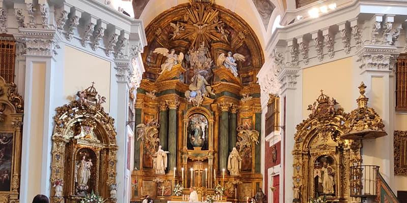 El vicario episcopal de la VII celebra la Eucarist&iacute;a en el colegio de La Merced de las Mercedarias de G&oacute;ngora