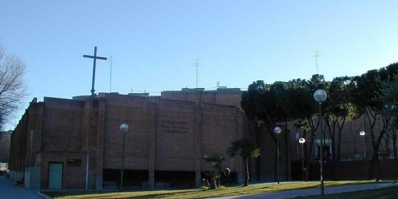 Nuestra Se&ntilde;ora de la Fuencisla recibe la visita pastoral de monse&ntilde;or Jos&eacute; Cobo