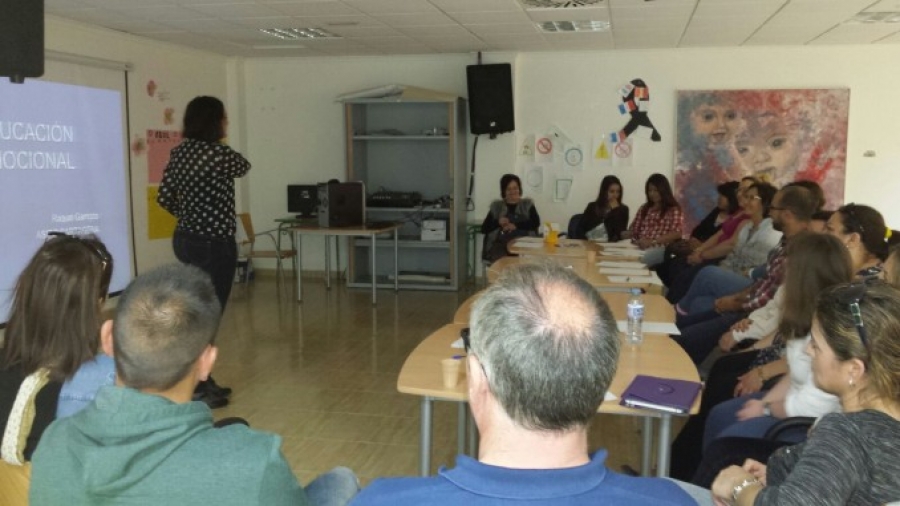 La Escuela de Padres 'Educando Juntos' contin&uacute;a sus actividades en San Germ&aacute;n